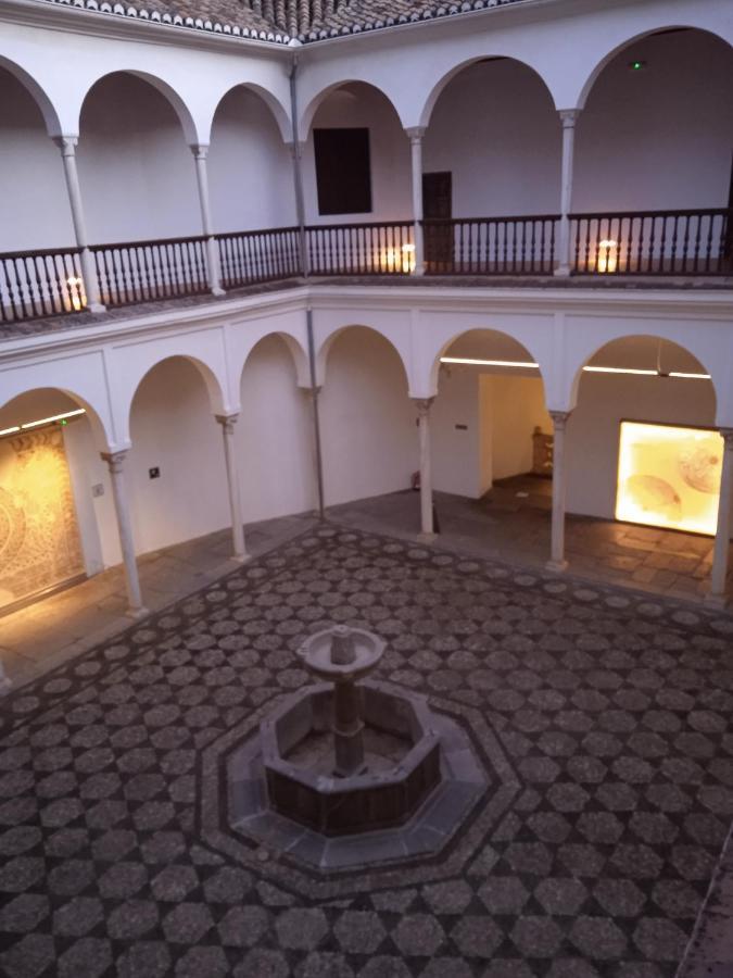 Bonito Ap Centrico Patio Wifi Parking Gratis. Apartment Granada Luaran gambar